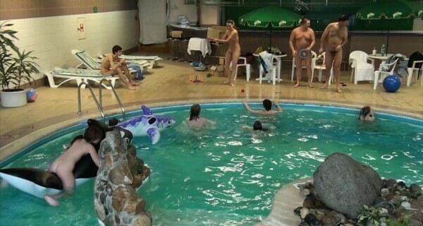 Indoor Dolphin Ride Full HD video - Must always be without clothes