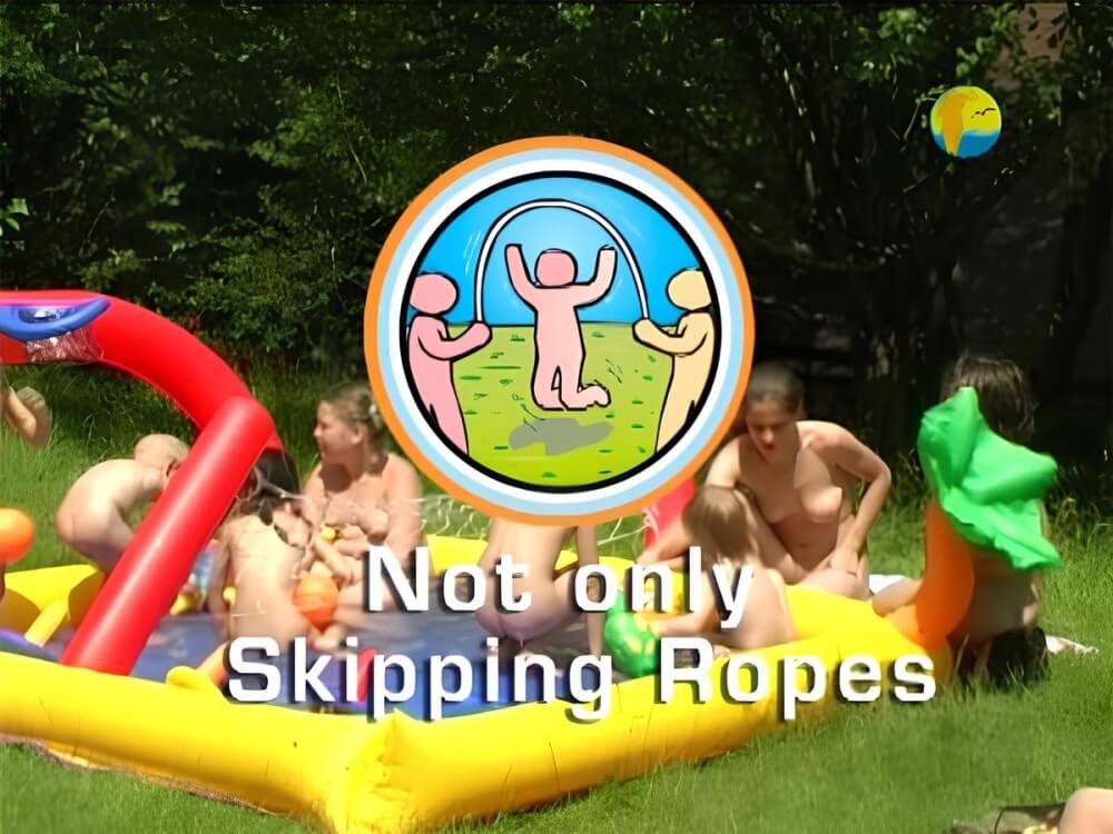 Naturist Freedom: Not only Skipping Ropes - The worship of the naked body