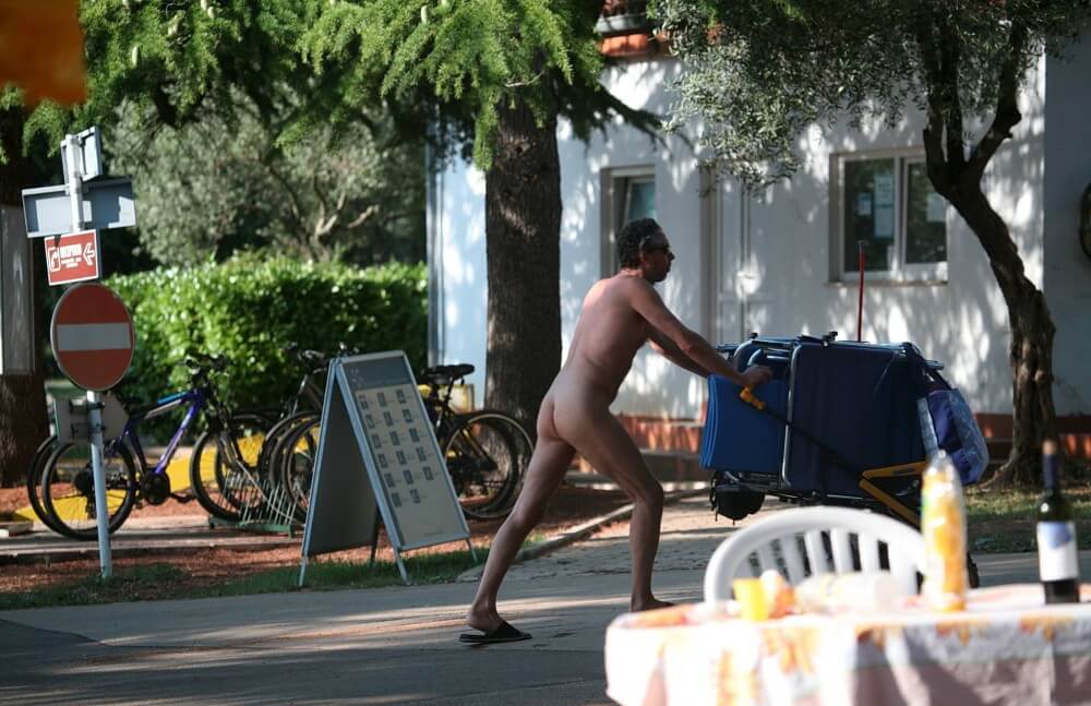 Park Side Street Pass-Bys photos - Naturism is about respecting natural beauty