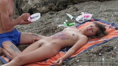Naked body art on the beach Full HD video - Nudism is a way to improve health and boost self-esteem