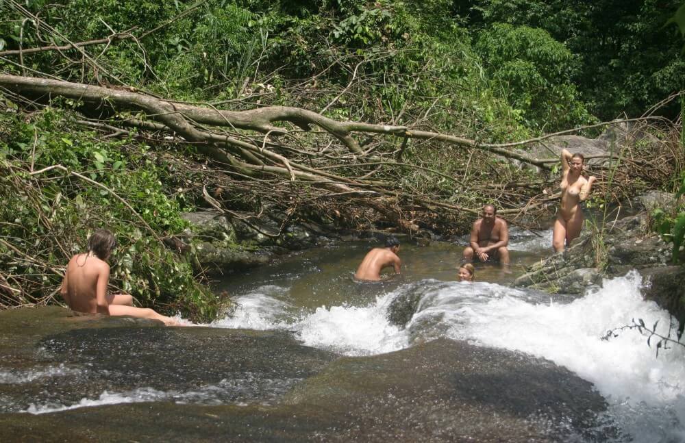 Brazilian Top of the Rivers photos - Nudity is only possible among people