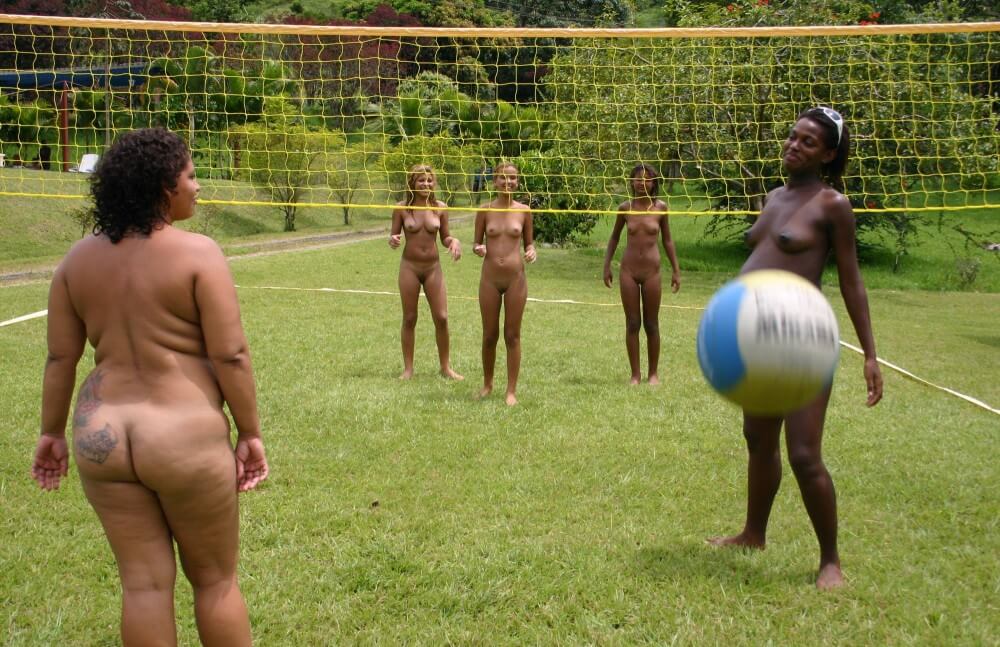 Brazilian Outdoor Sports photos - Naturism is not a cult
