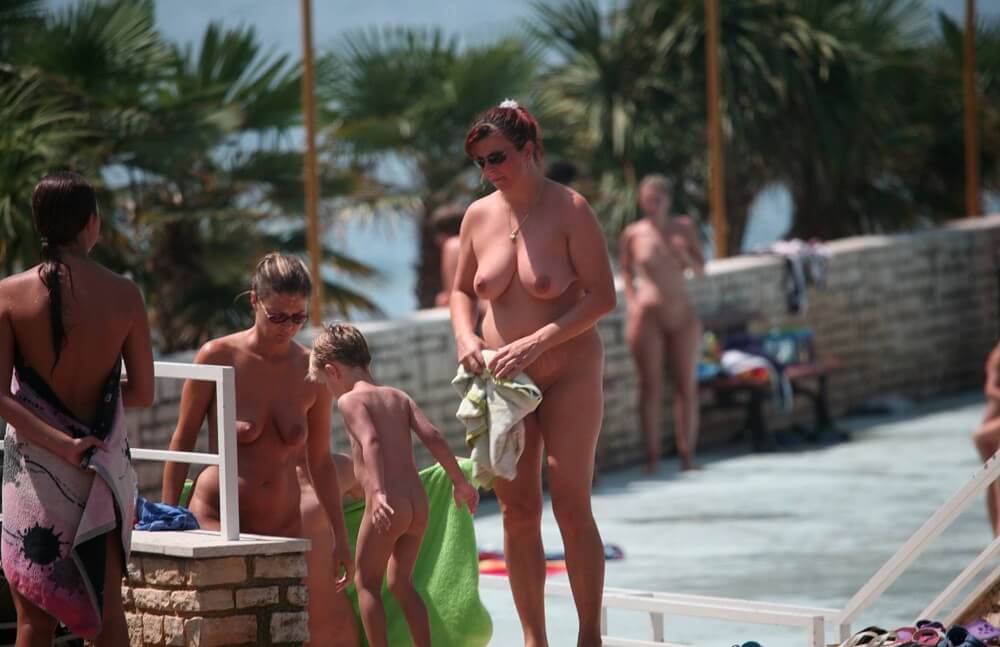 Boardwalk Biking pics - Boundaries disappear in the world of nudism