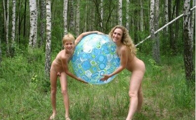 Crimea Family Sand Profile photo gallery - Watching naked nudists