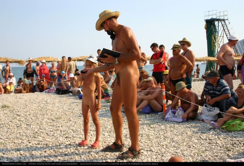 Naturist Pageant Line Up photos - The cult of nudity has not been forgotten