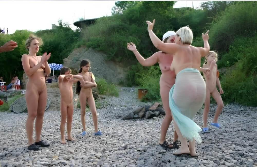 Dances on a beach pics - Nudism fosters trust if you are sincere