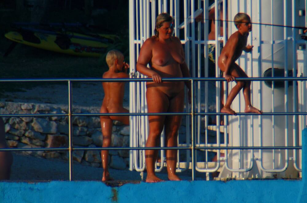 Uka FKK Water Play - The Impact of Naturism on Physical and Psycho-Emotional Health