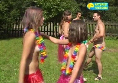 Naturist Freedom: European Hawaii - Naturists love sunlight and fresh air