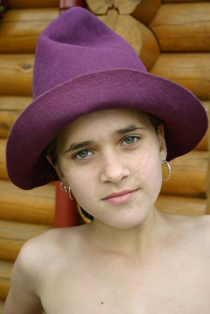 Cabin Reflections nudism pics - People who participate in nude recreation seek psychological comfort