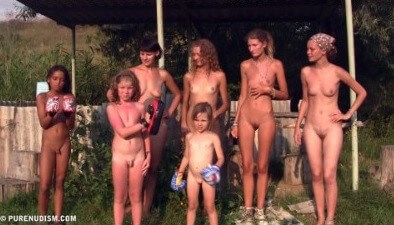 Coastral Paradise Full HD - Nudity is an expression of natural beauty and harmony