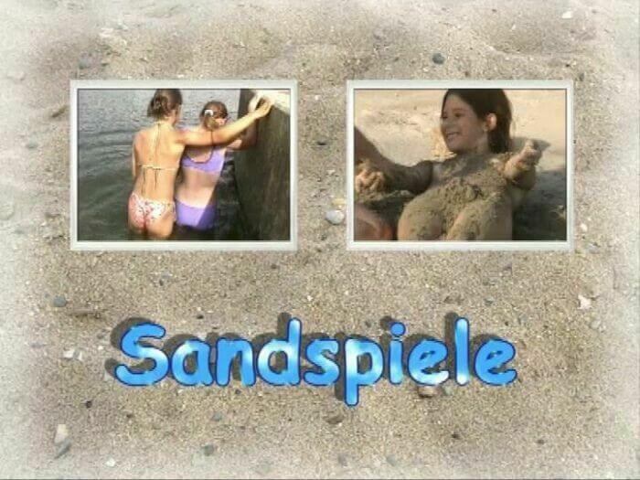 Naturistin: Sandspiele - The underlying principle of nudism and naturism is the value of harmony and balance