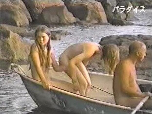 Karelian lake - Being oneself is the foundation of nudism