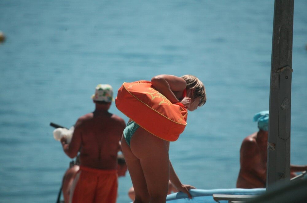 Sunnyside Water Shore pics - Melting under the scorching sun, I sunbathe naked