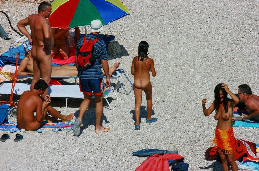 Uka FKK Beach Parenting Nudist beach pics - The foundations of naturist philosophy