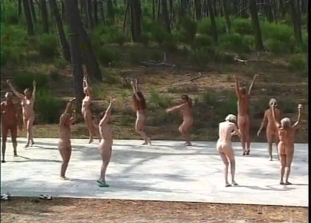 Enature - Euronat, Euronatural, Euronaturally - The role of naturism in fostering a positive body image
