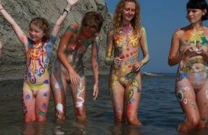 A Mediterranean Crag photos - Naturism teaches respect for the natural world and for others