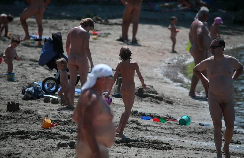 Jr Coastal Beach Paradise pics - Naturism teaches us to appreciate the present and to be honest with ourselves and others