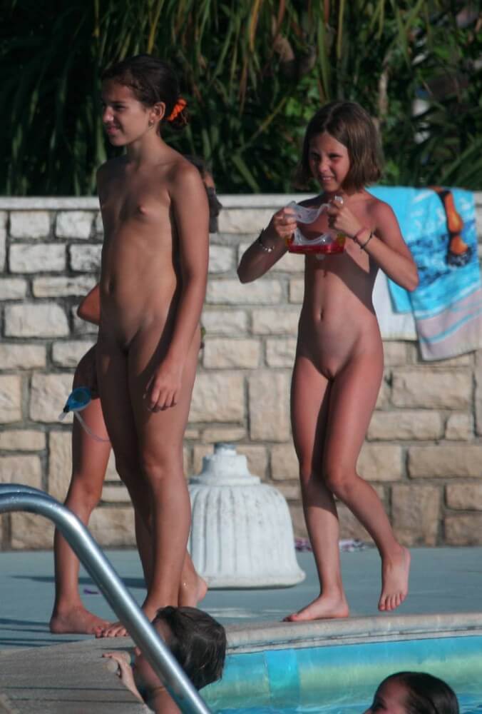 Two Poolside Nudist Girls pics - Many naked men and women